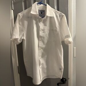 Men’s Attitude Gold short sleeve white button down shirt front pocket Size Large
